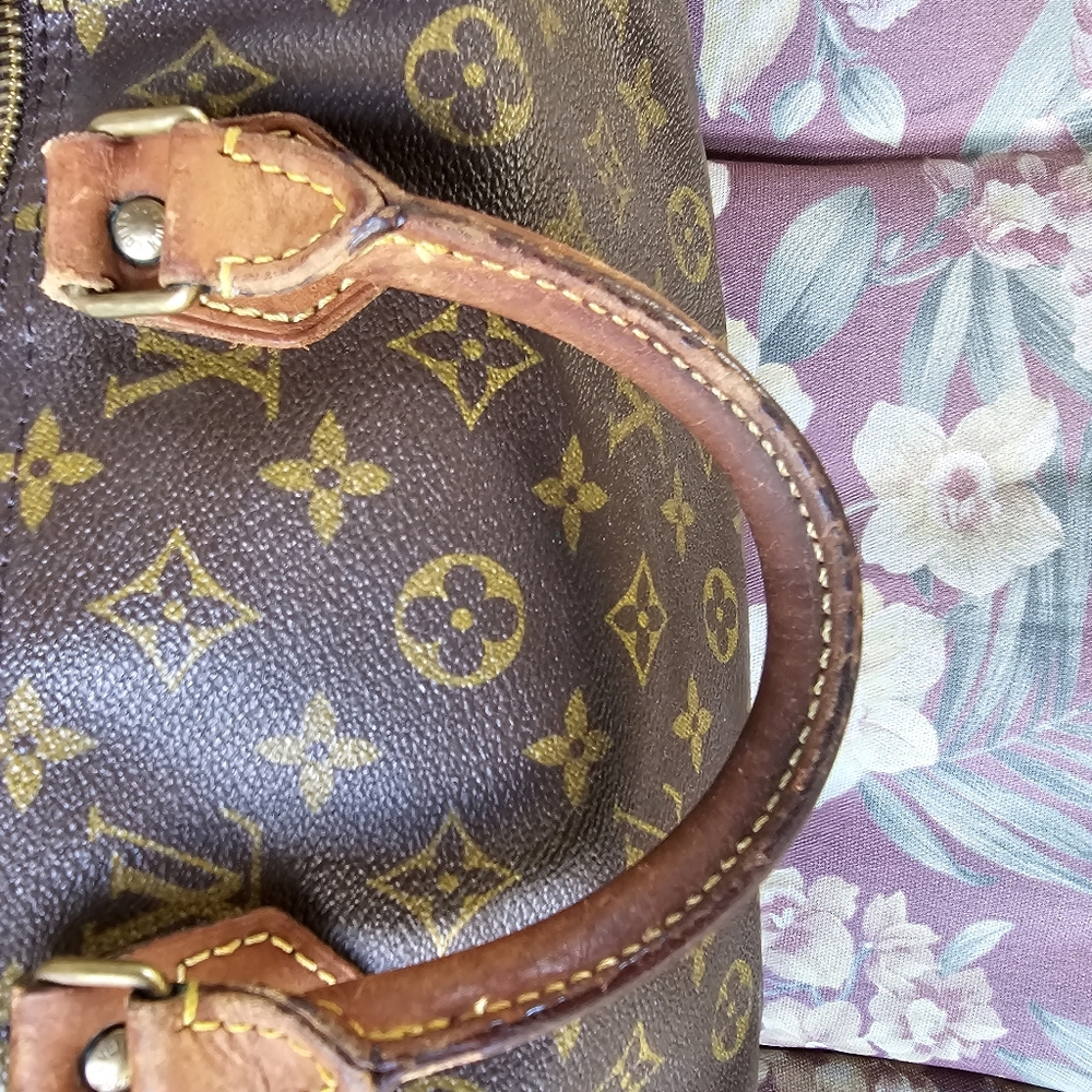 Lv bag - Picture 5 of 16